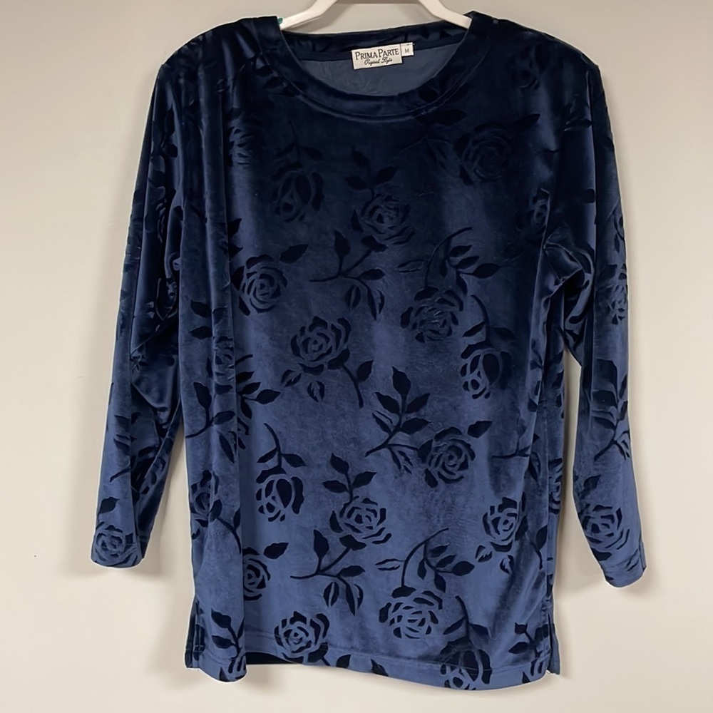 Women's' Velour pullover top/blouse , M, Navy on Navy floral print, Great Shape!
